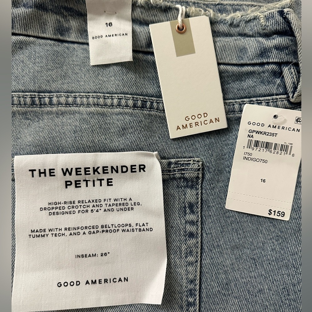 Good American The Weekender Petite Jeans